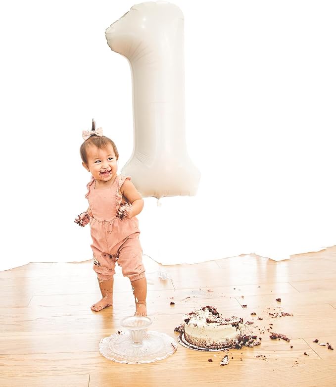 Cream 1 Balloon - Image 9