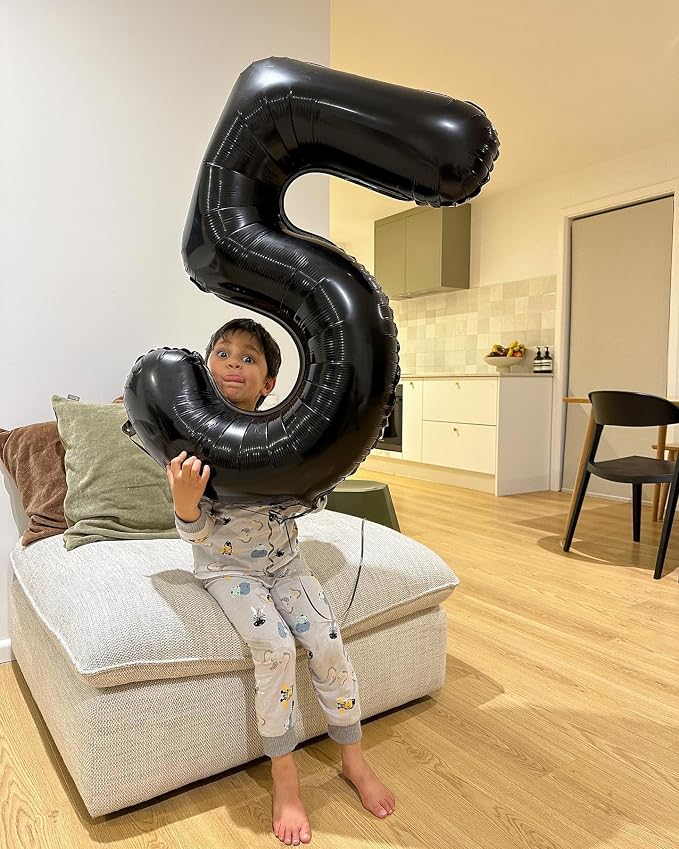 Black 16 Balloon - Image 9