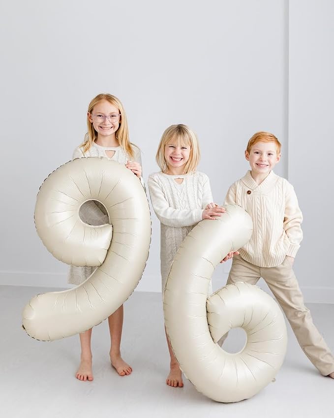 Cream Number 8 Balloon 40 Inch - Image 7