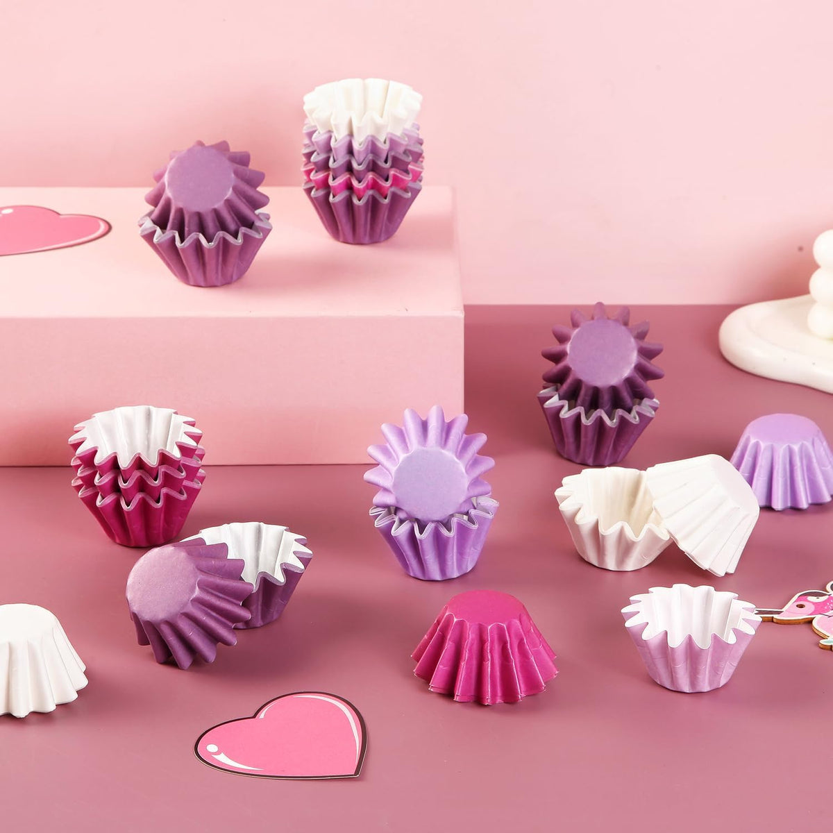 Quera 200Pcs Purple Grease-Resistant Mini Cupcake Liners Wedding Muffin Baking Cups Baby Shower Cupcake Wrappers for Wedding Birthday Holiday Party or Baby Shower(1.18 x 1.18 in)