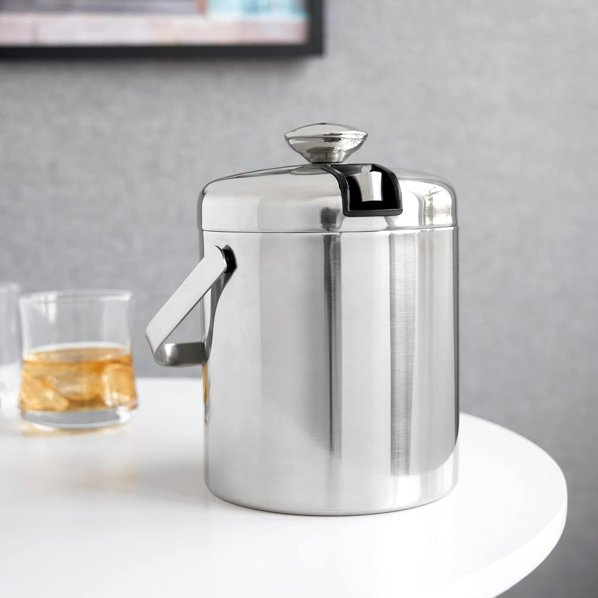 True Stainless Steel Ice Buckets for Parties with Lid, 1.3L Capacity Double Wall Ice Bucket with Tongs, Insulated Ice Bucket for Cocktail Bar, Set of 1