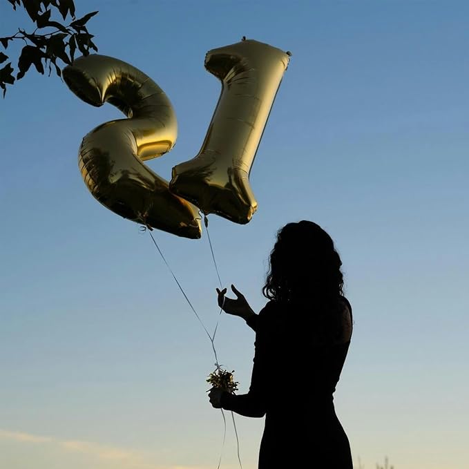 40 Inch Gold Number 1 Foil Balloon - Image 5