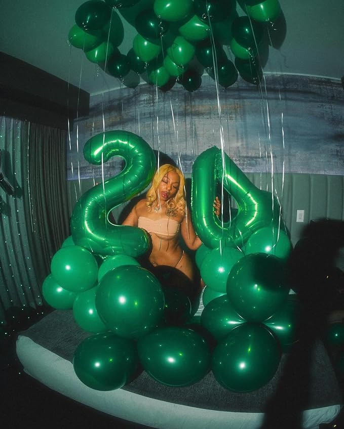 Green Number 7 Balloon 40 Inch - Image 3