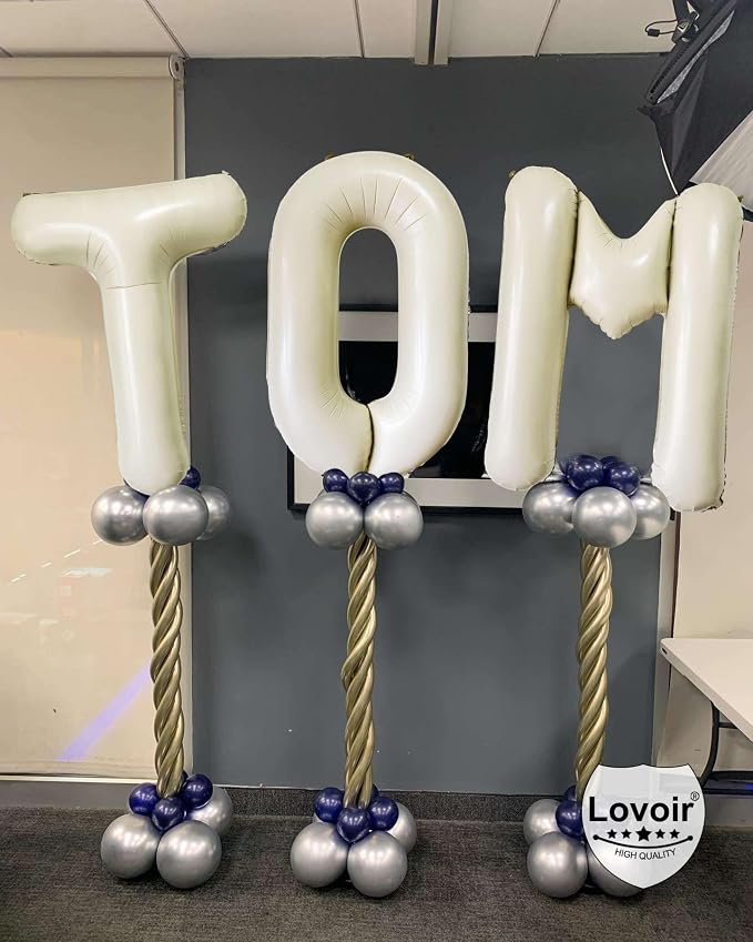 Giant Letter Balloons - Image 3