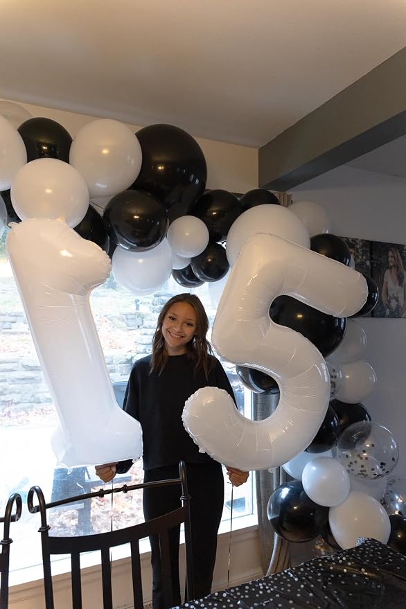 White 9 Balloon - Image 9