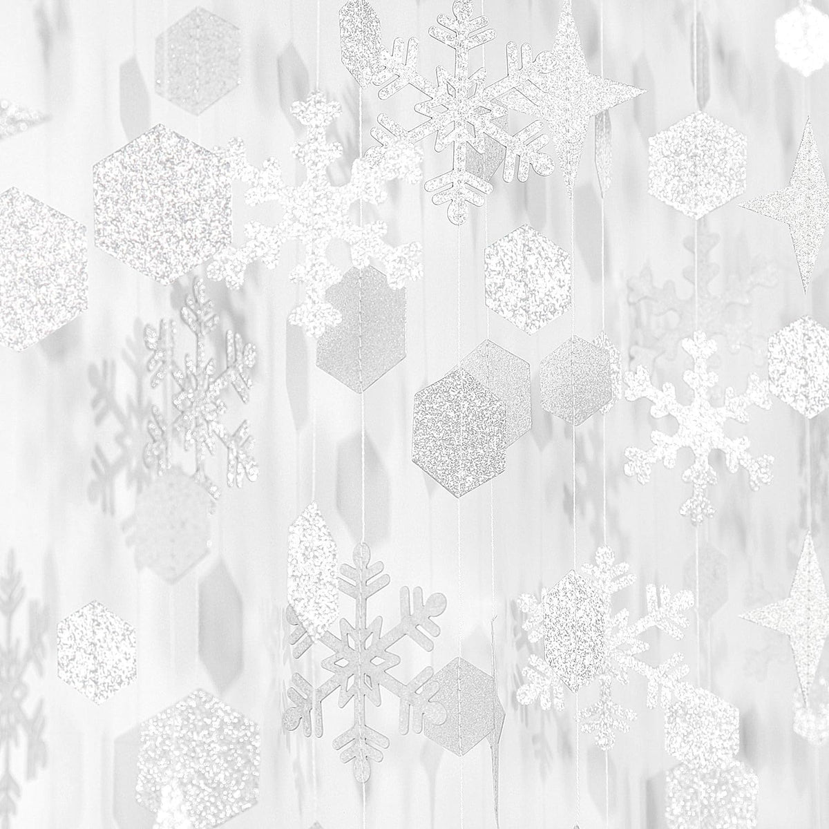 Snowflake-Snow White-Silver Christmas Party-Decorations Streamers - 52Ft White Winter Wonderland Frozen Hanging Paper Garland Banner,Birthday Wedding Baby Shower New Year Supplies Decor Hugtmr