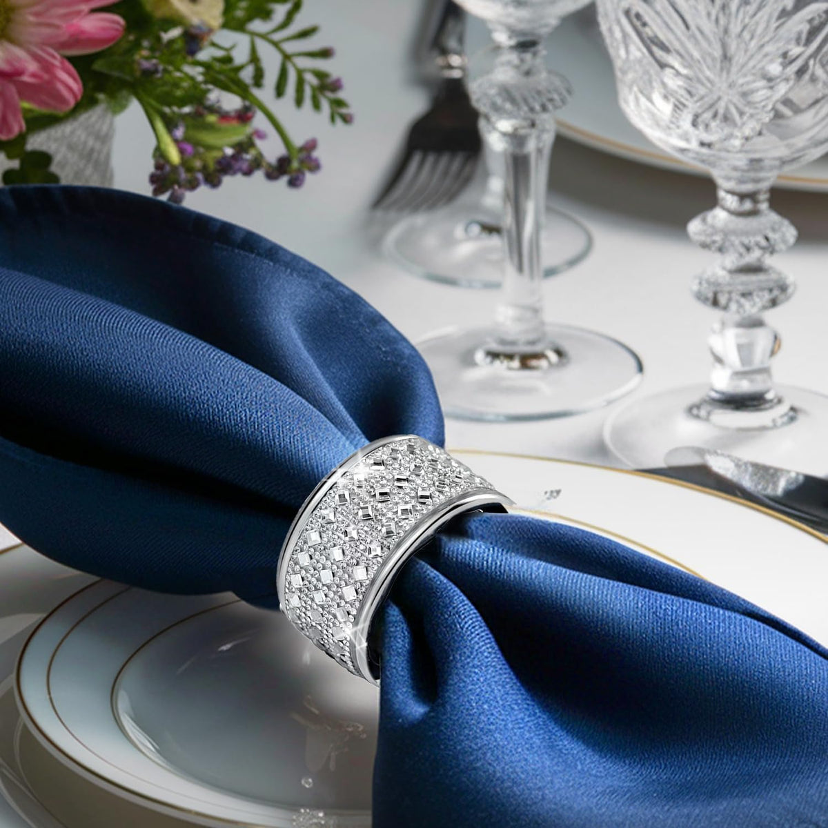 Rhinestone Napkin Rings Silver Set of 6,Crystal Napkin Holder Bling Diamond Serviette Buckles Tables Setting Decoration for Wedding Receptions, Christmas, Thanksgiving Holiday Party Dinner Parties