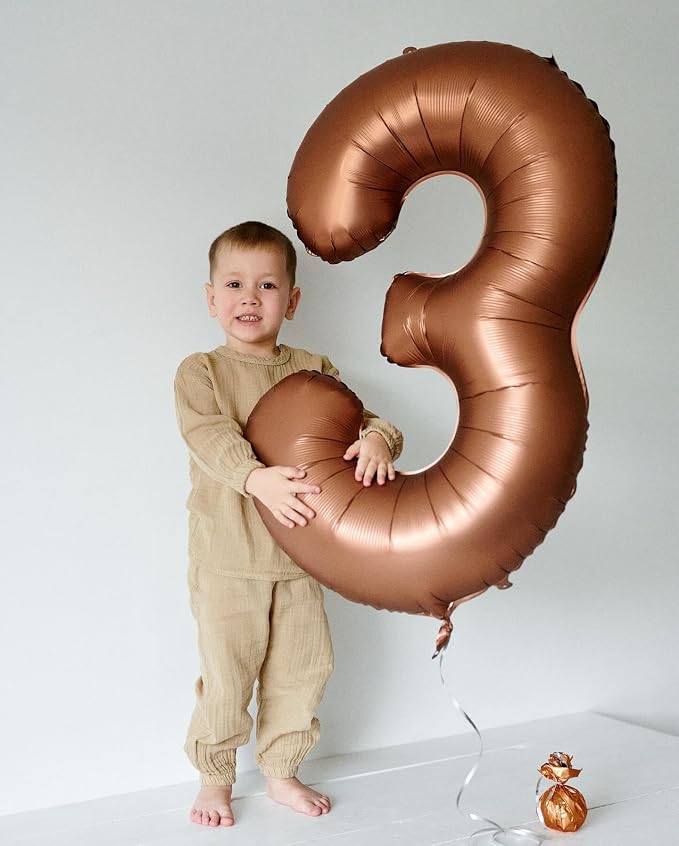 Brown 19 Balloon - Image 3
