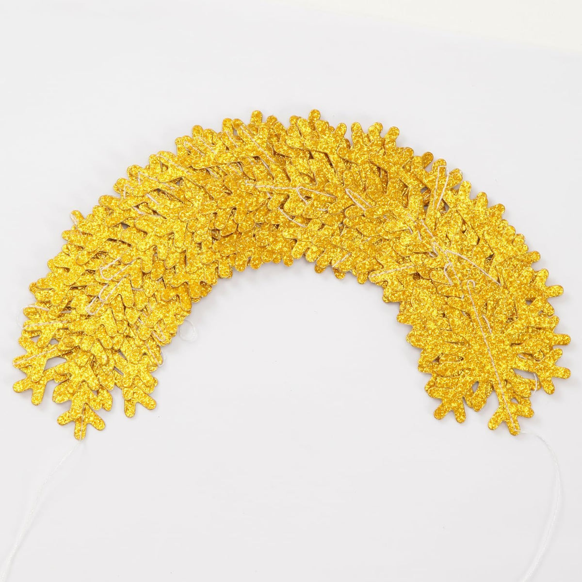 Snowflake-Snow Gold Christmas Party-Decoration Garland - 52ft Winter Wonderland Frozen Ornaments Hanging Paper Streamers,New Years Birthday Baby Shower Bachelorette Wedding Ceiling Decor Hugfond