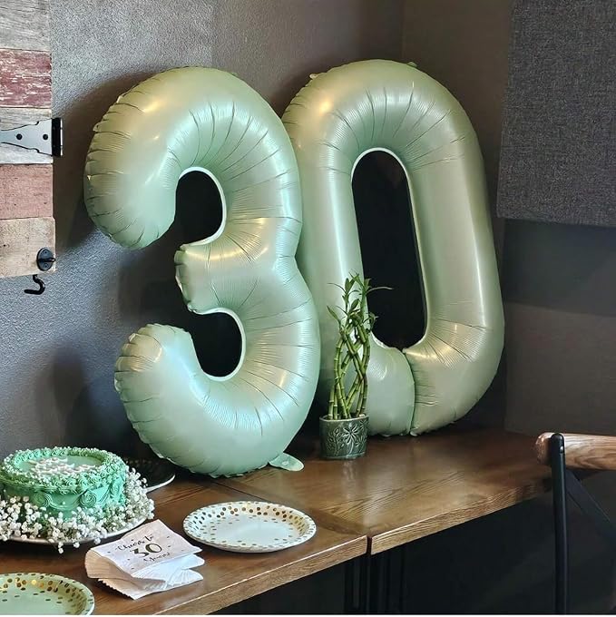Oliver Green Number 8 Balloon 40 Inch - Image 8