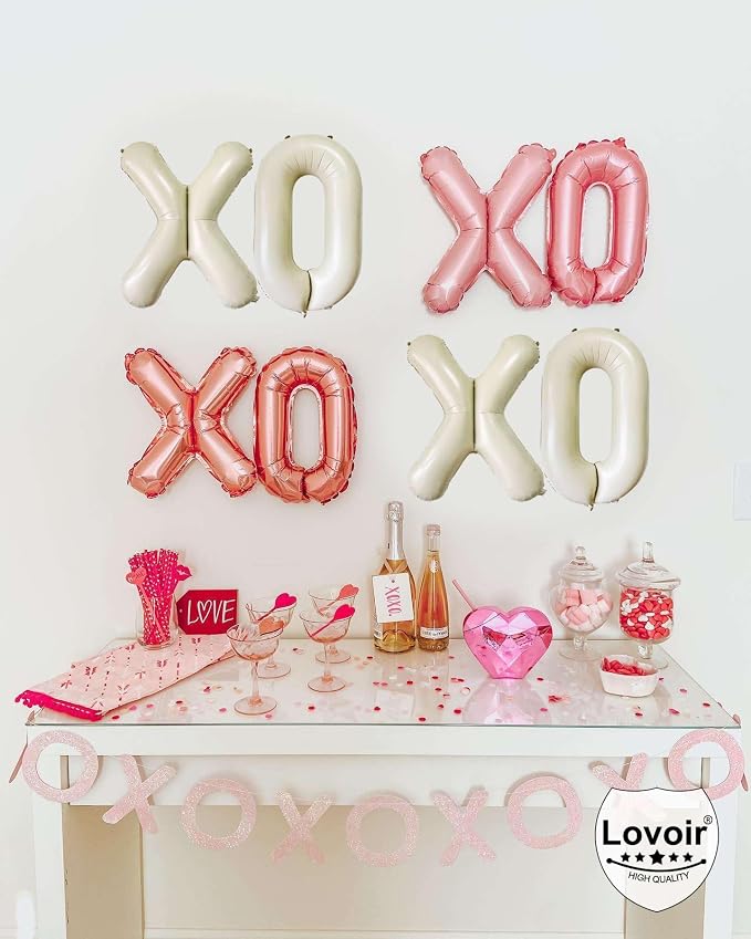 Giant Letter Balloons - Image 7