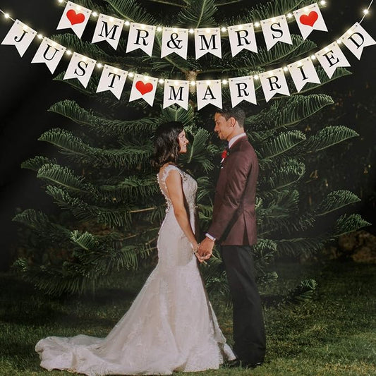 Mudder Mr and Mrs Just Married Banner by Mudder