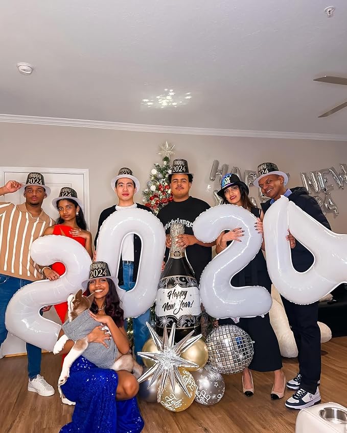 White 17 Balloon - Image 9