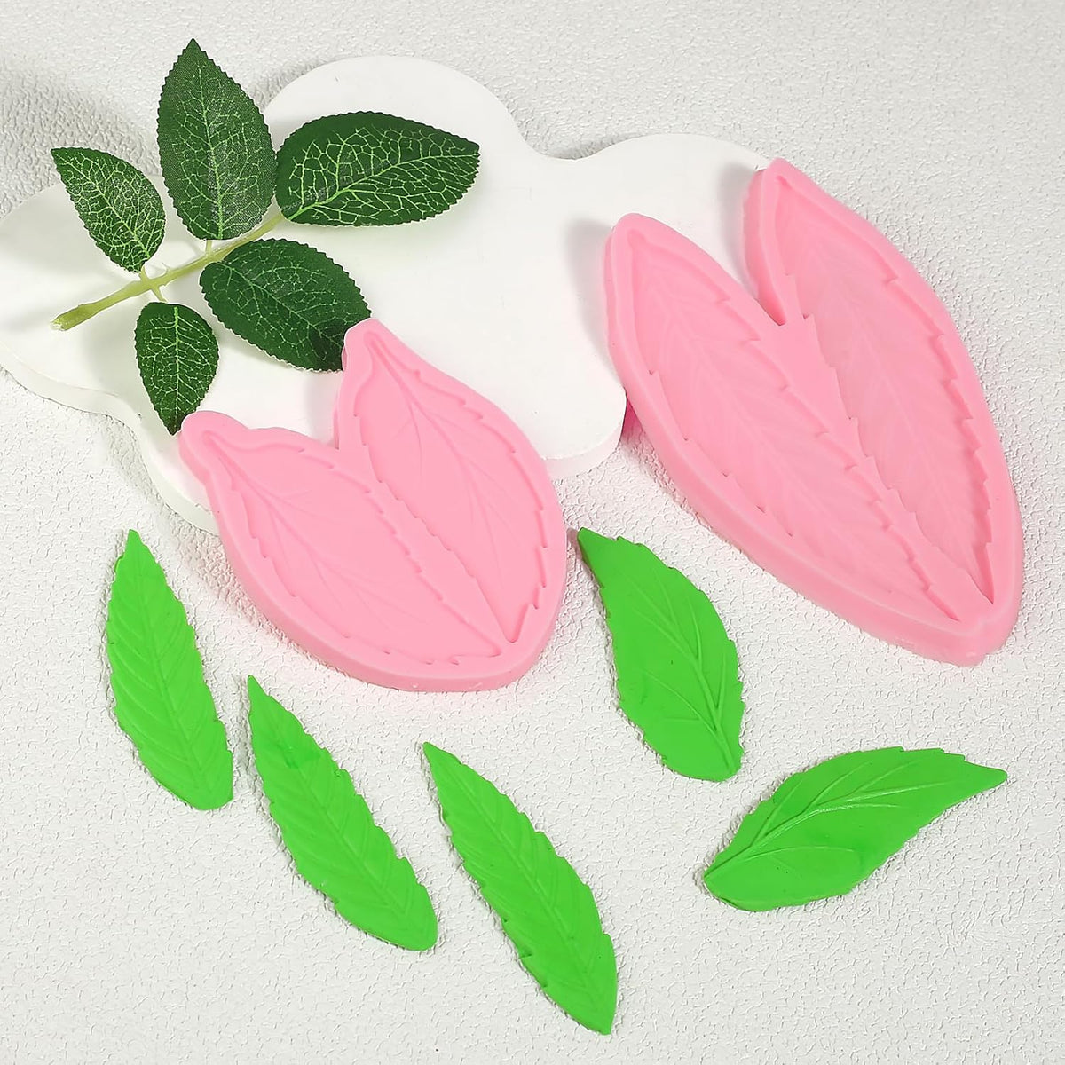 4 Pcs Fern Leaf Cake Decoration Fondant Molds, Multi-Size Leaf Silicone Molds for Baking Cookies, Candies, Chocolate, Dough, Gum, Flower Paste, DIY Resin Clay Plaster Pendant Crafts Reusable