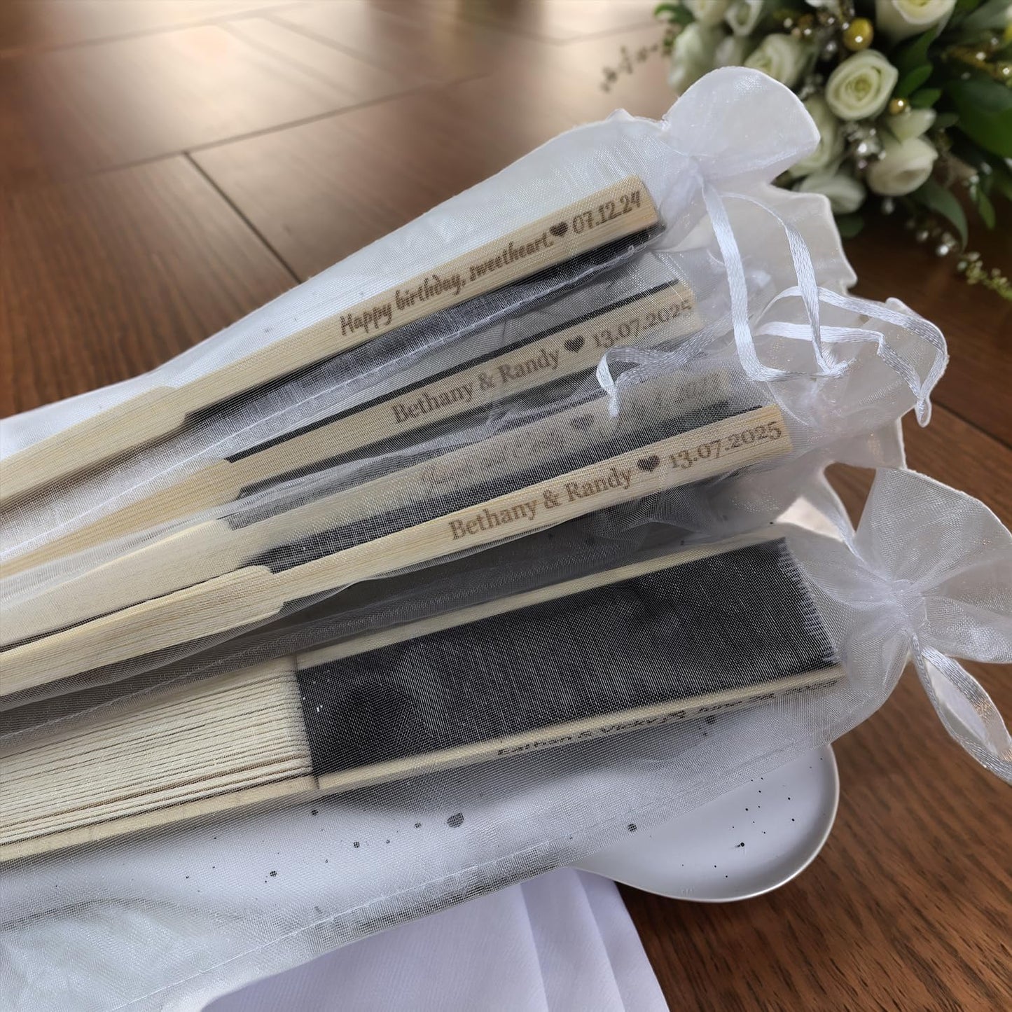 15Pcs Personalized Silk Fans Folding Hand Fan, Custom Wedding Bridal Party Favors, Summer Wedding Bride, Wedding Gift, Thank You Gift (Black)